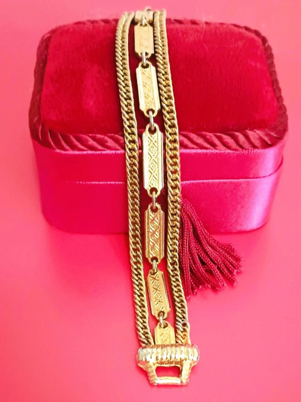 Vintage Gold Triple Strand Bracelet 6.75